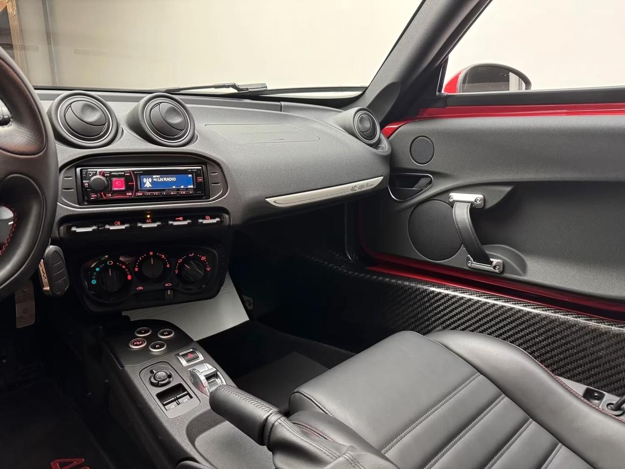 Alfa Romeo 4C 1750 TBi FULL CARBON