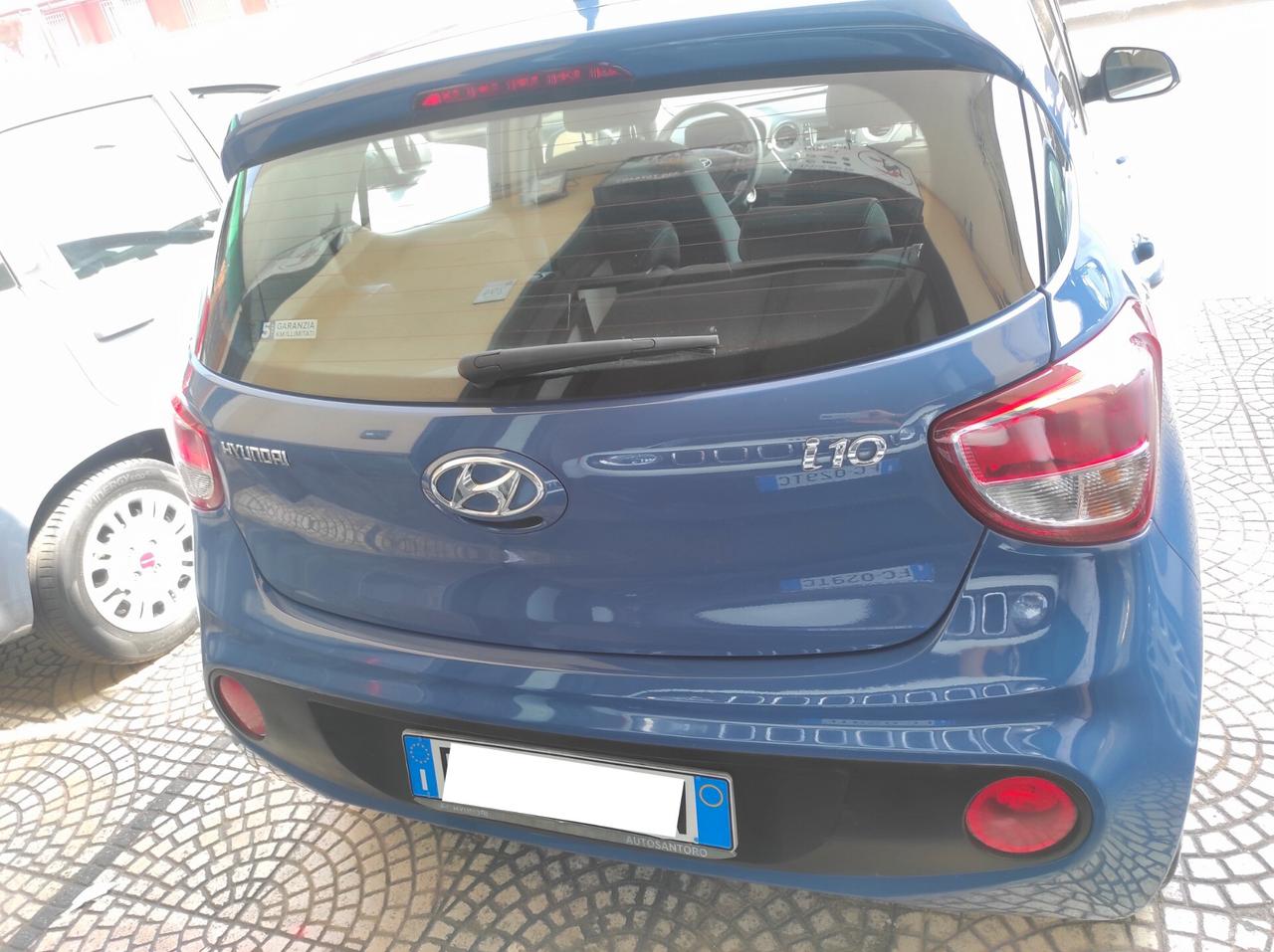 Hyundai i10 2018 1.0 Benz UsbAux ComanBluetho