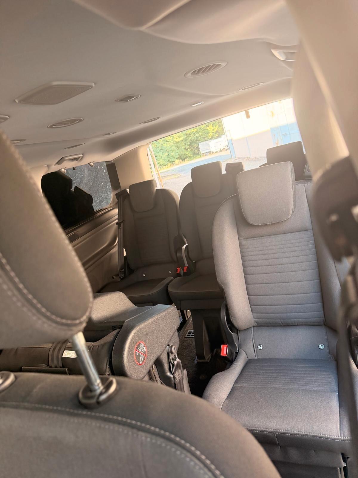 Ford Tourneo Custom 310 2.0 TDCi 130CV PC