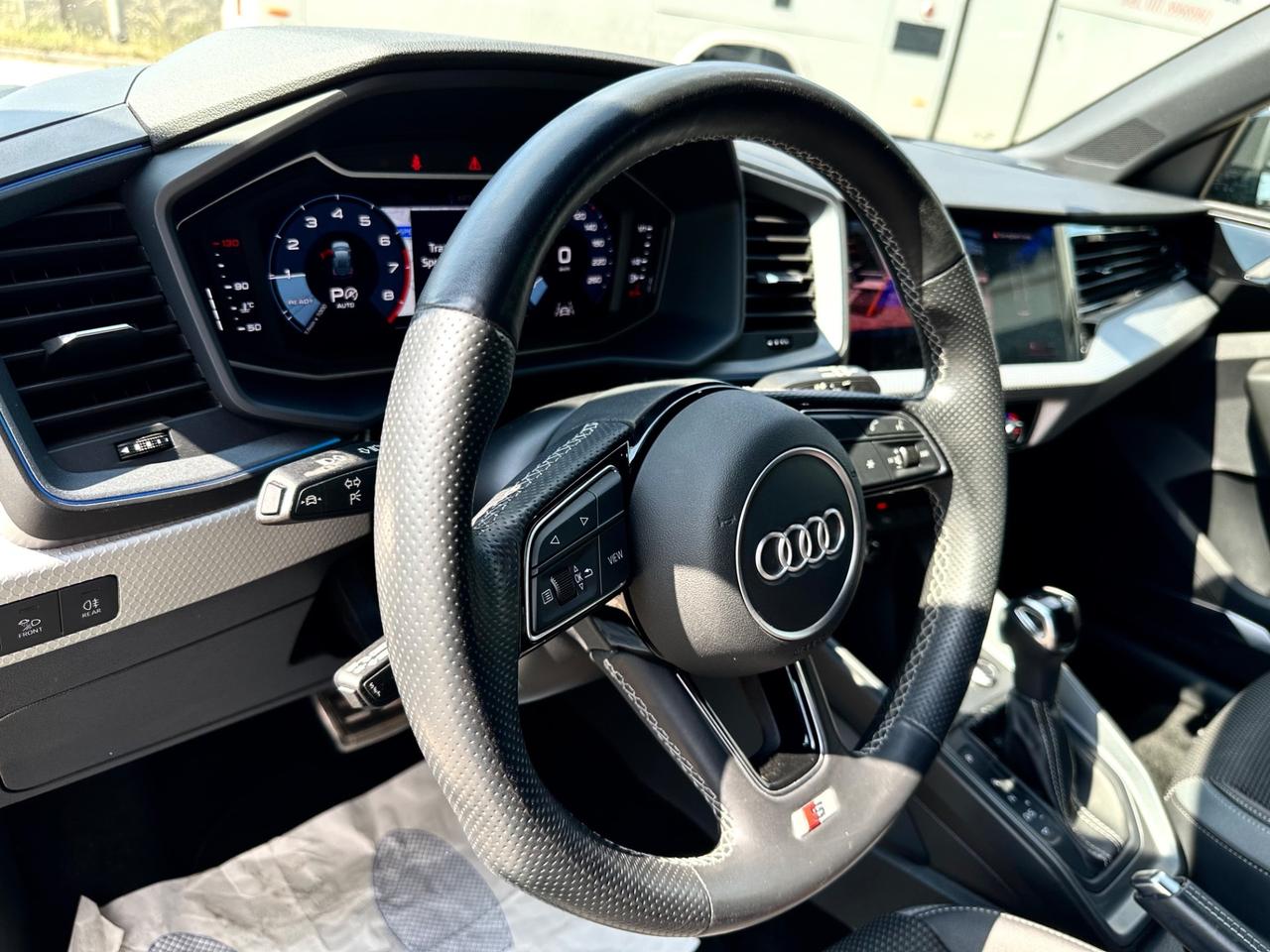 Audi A1 citycarver 35 TFSI S tronic Admired
