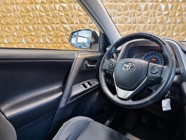 Toyota RAV 4 RAV4 2.0 D-4D 2WD Active