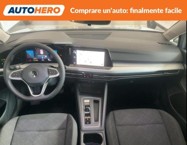 VOLKSWAGEN Golf 1.0 eTSI EVO DSG Life