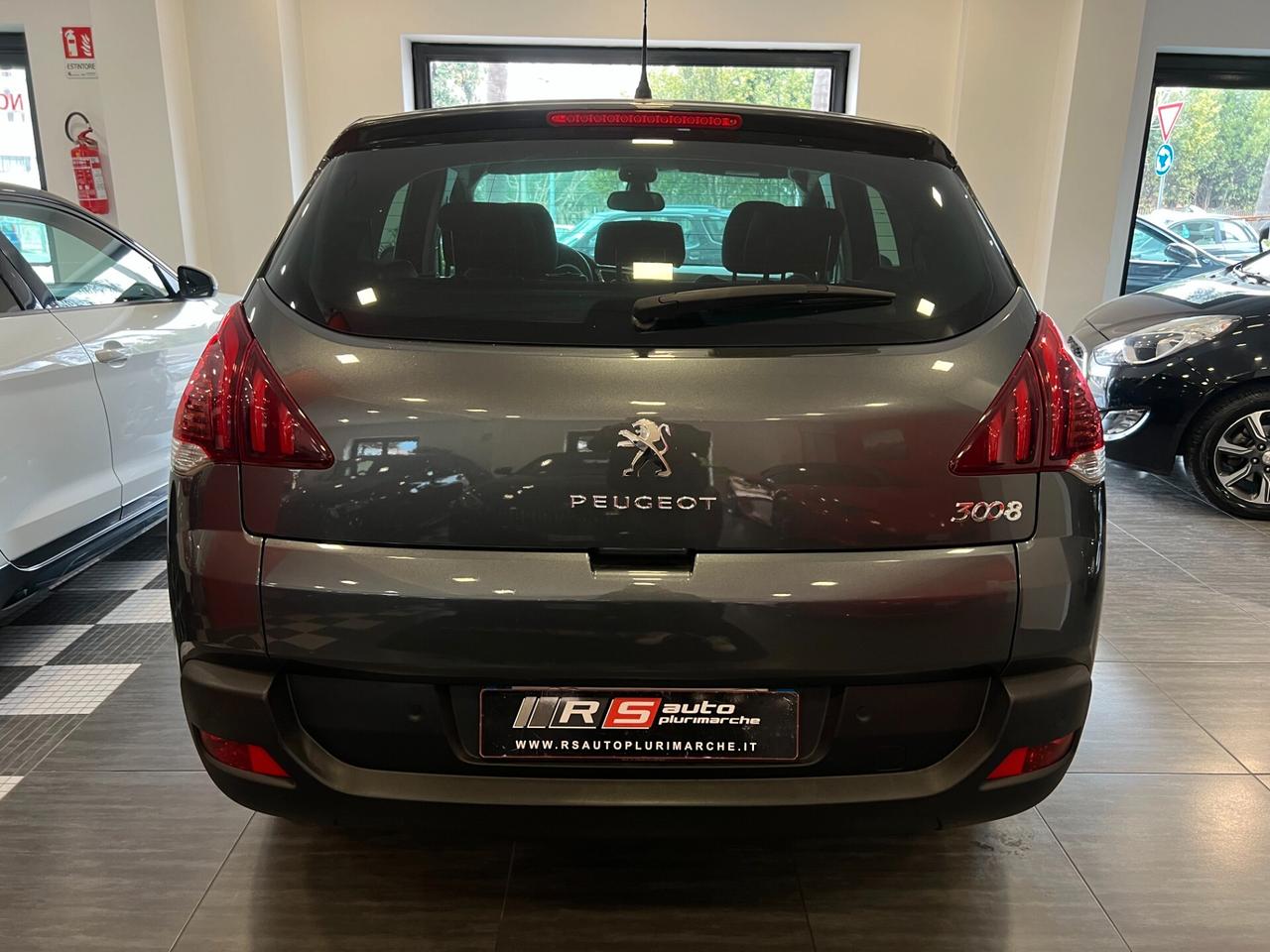 Peugeot 3008 1.6 HDi 115CV Allure