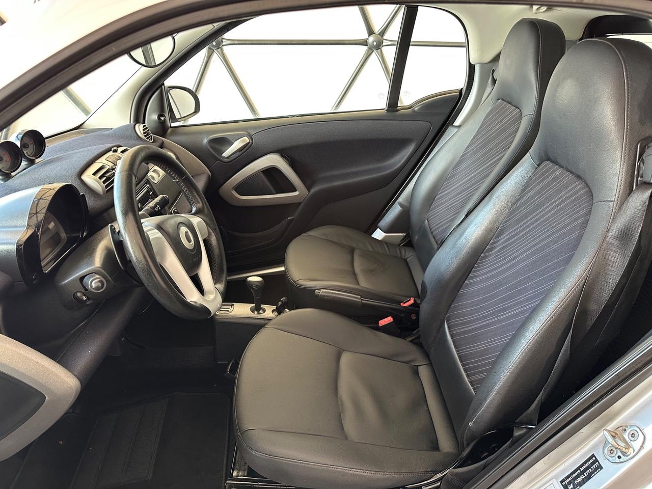 Smart ForTwo 800 40 kW coupé passion cdi IDROGUIDA E 24 mesi di garanzia