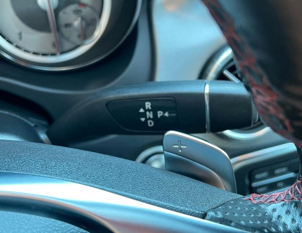 MERCEDES-BENZ CLA AMG Premium200D Dark Night