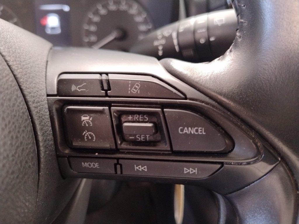 TOYOTA Yaris 1.0 active del 2022