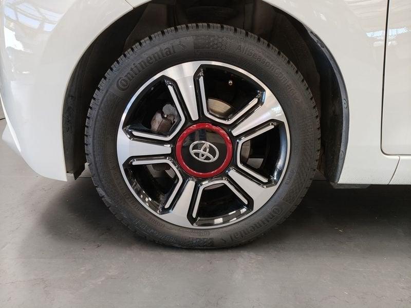 Toyota Aygo 1.0 VVT-i 69 CV 3 porte x-wave bordeaux