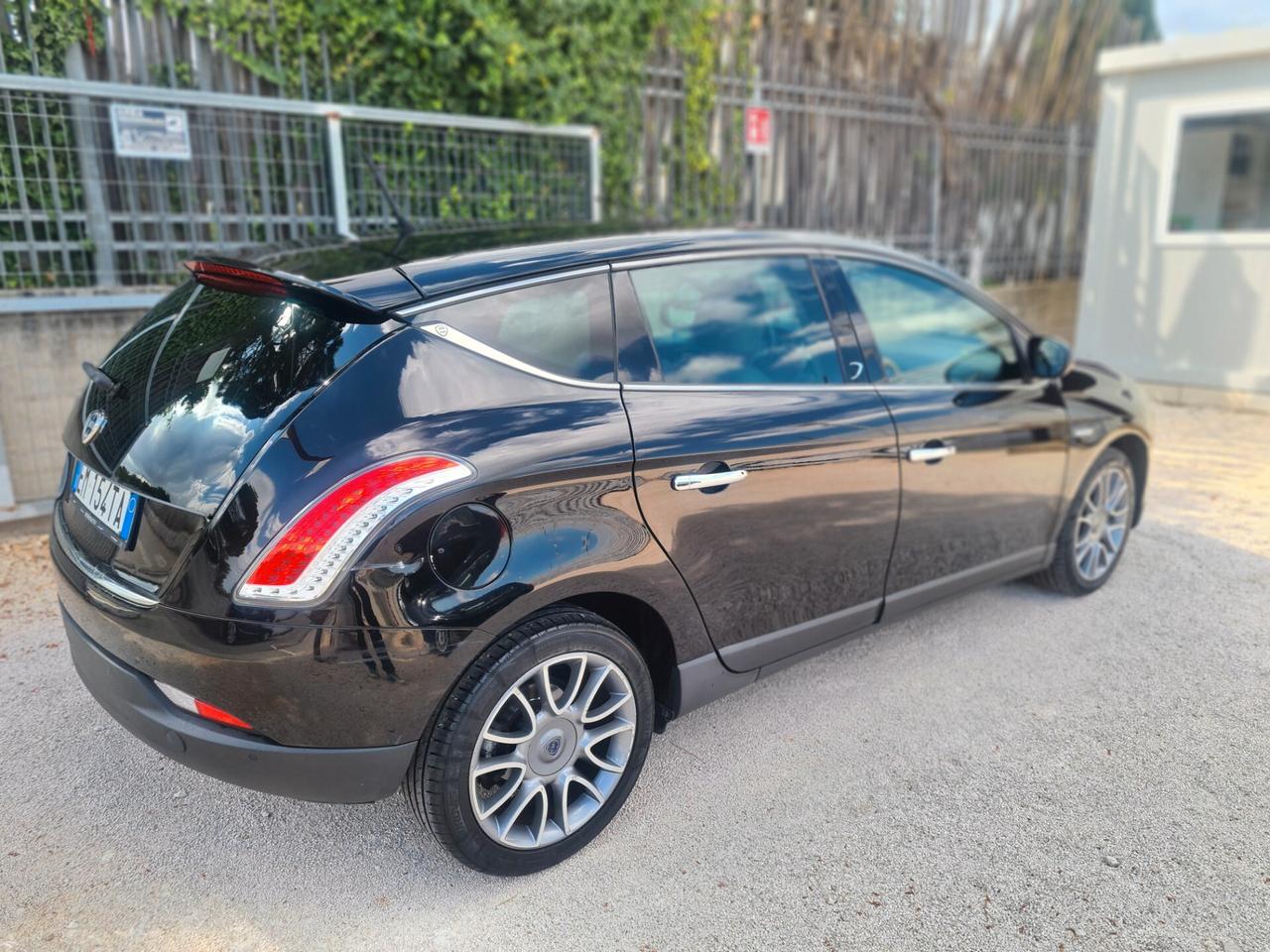 Lancia Delta 1.6 MJT DPF Selectronic Platinum