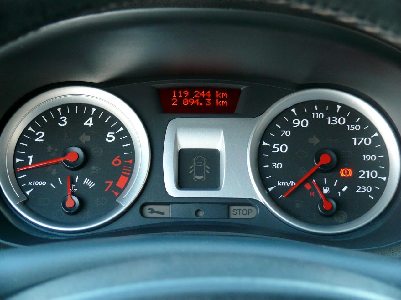 Renault Clio 1.2 16V 3 porte Dynamique