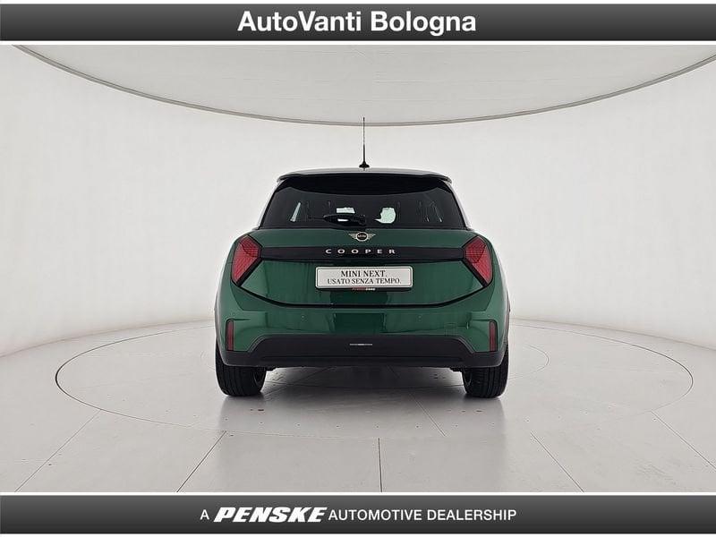 MINI Cooper Mini Cooper 3p 1.5 C Favoured auto