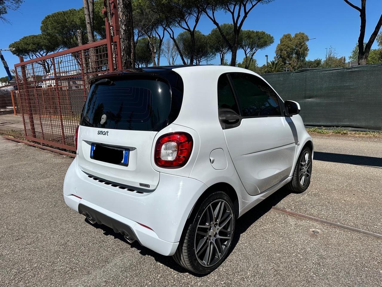 Smart ForTwo BRABUS 0.9 Turbo twinamic Xclusive *promo*