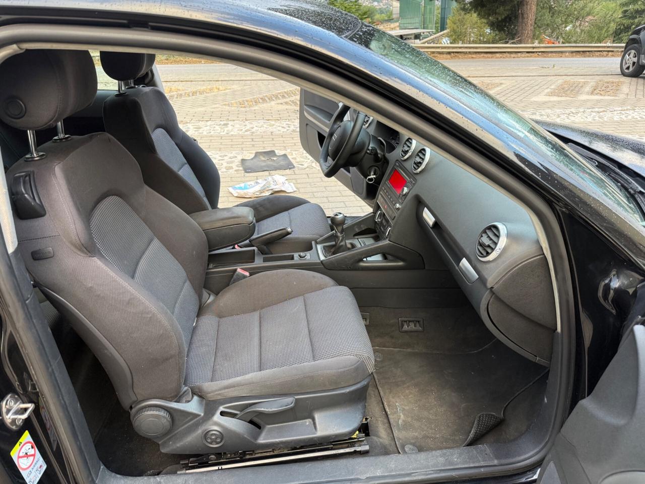 Audi A3 1.6 TDI 105 CV CR Attraction