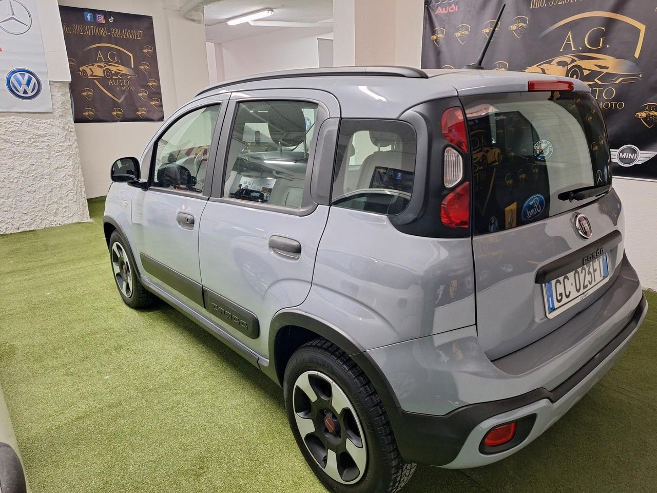 Fiat Panda 1.0 FireFly S&S Hybrid City Cross