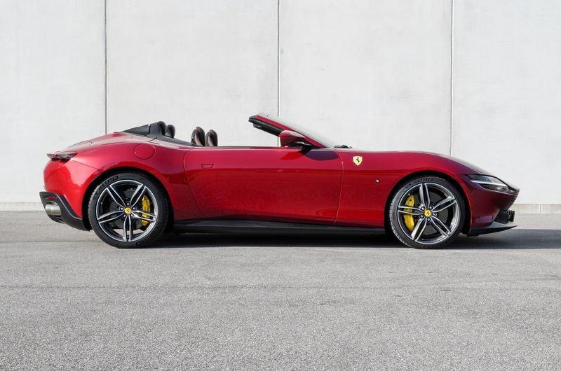 Ferrari Roma Spider Roma Spider - Elegantissima combo colori-Surround View