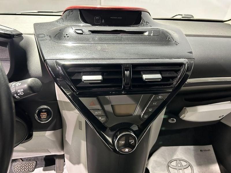 Toyota iQ iQ 1.0 High