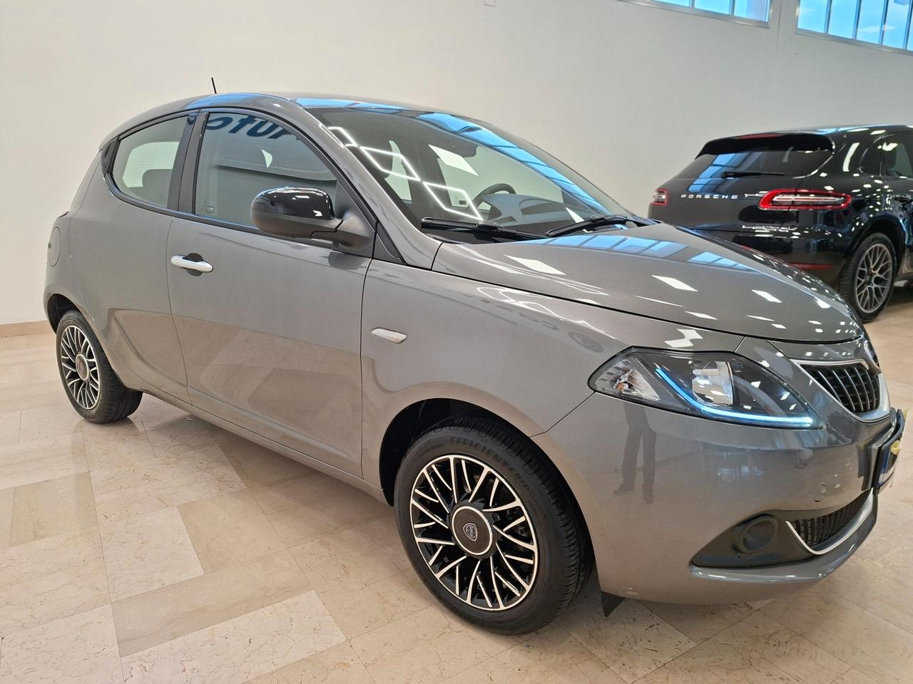 Lancia Ypsilon 1.0 FireFly 5 porte S&S Hybrid Gold km 15.679