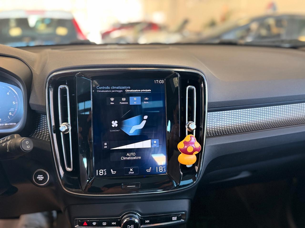 Volvo XC40 D4 AWD Geartronic R-design