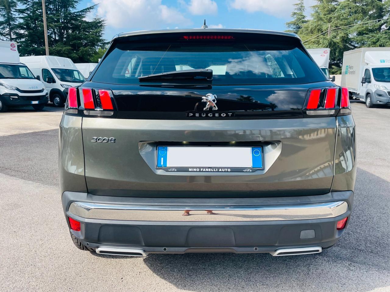 Peugeot 3008 BlueHDi 120 S&S EAT6 Business