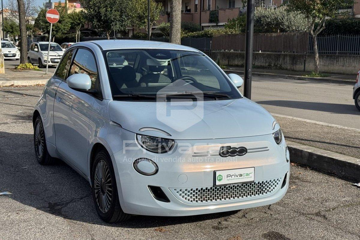 FIAT 500e Berlina 42 kWh Icon