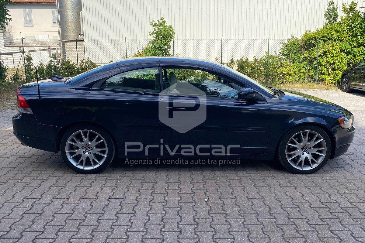 VOLVO C70 2.4 D5 20V Summum