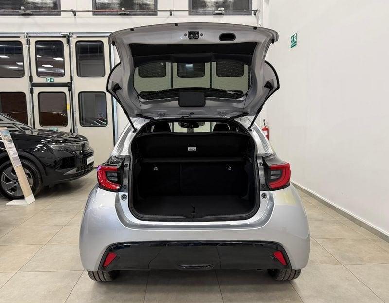 Toyota Yaris Yaris 1.5 130 Hybrid 5 porte Lounge