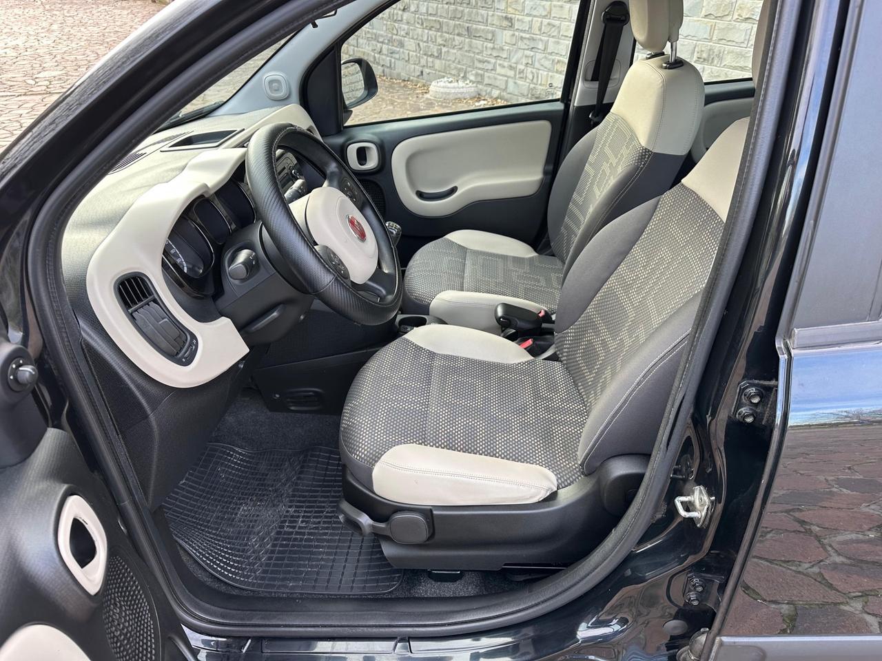 Fiat Panda 0.9 TwinAir Turbo Natural Power Trekking