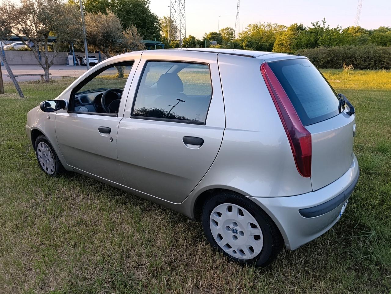 Fiat Punto 1.2i 16V cat 5 porte #GM