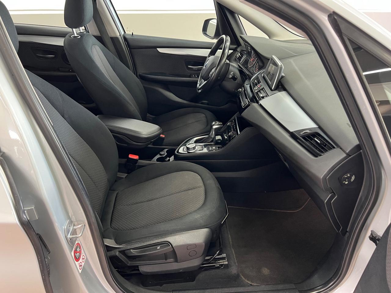 Bmw 2er Active Tourer 218d Advantage