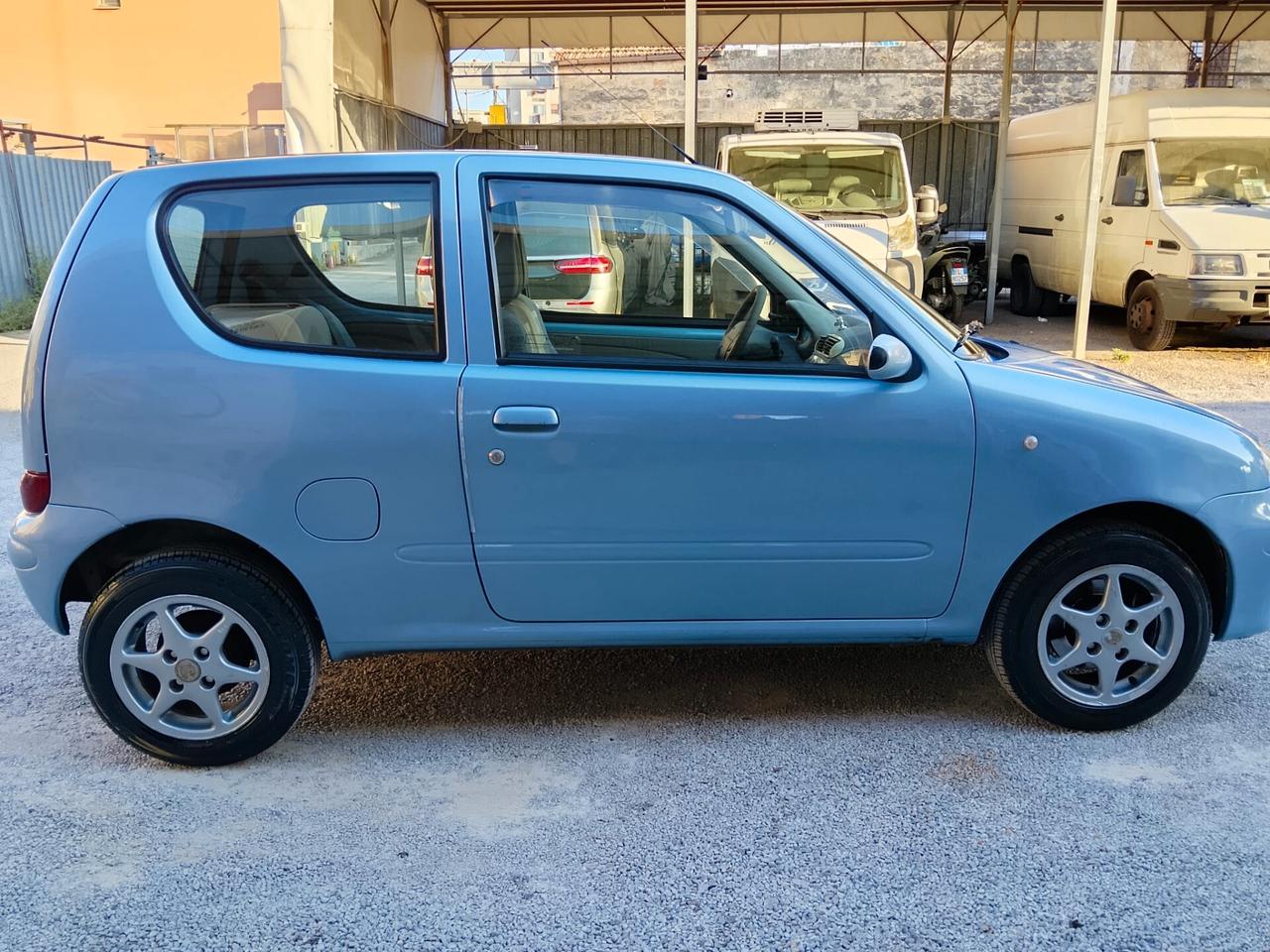 Fiat 600 1.1 50th Anniversary 09 clima servosterzo vetri elettrici