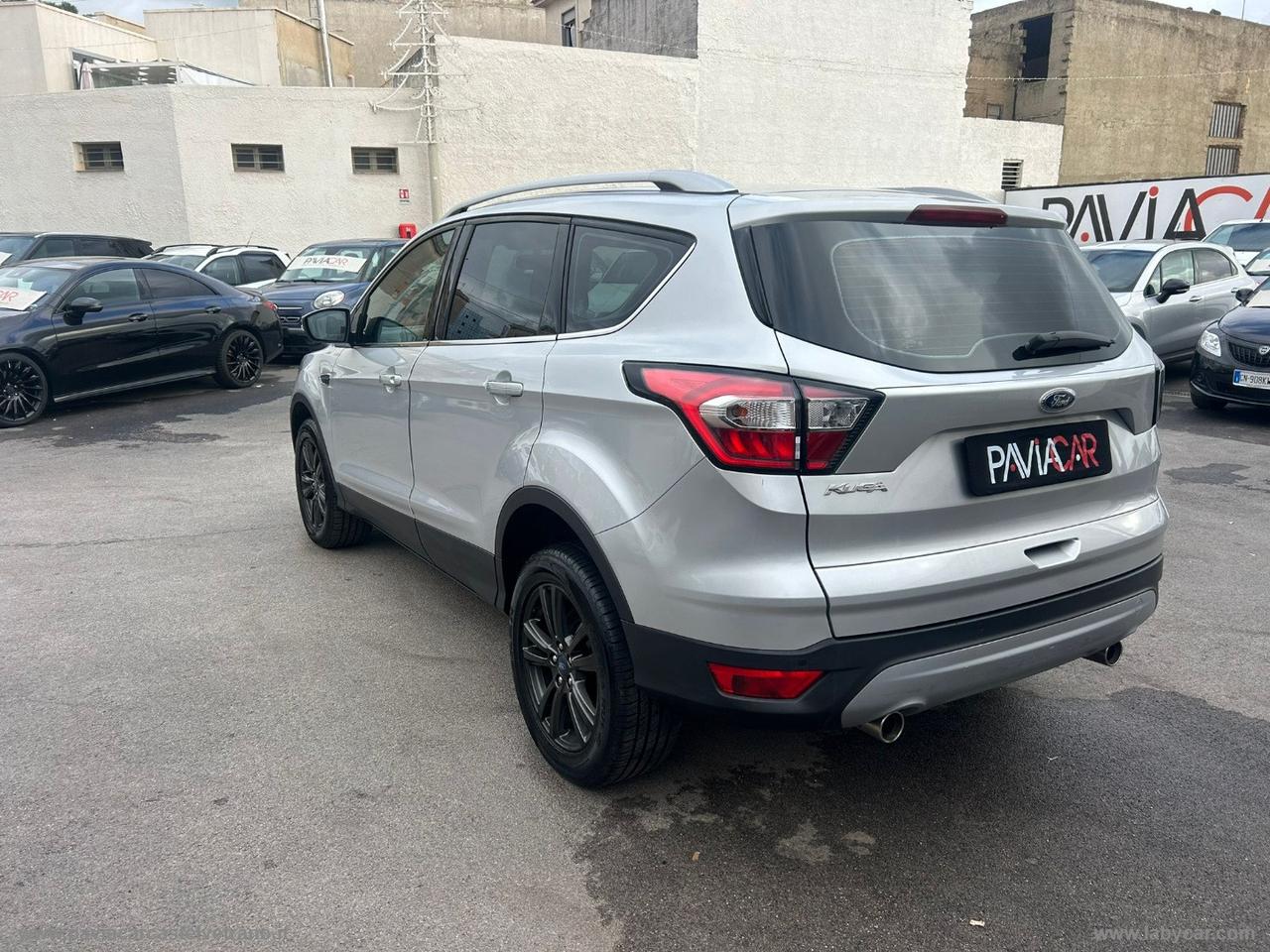 FORD Kuga 2.0 TDCI 120 CV S&S 2WD Pow. Bus.