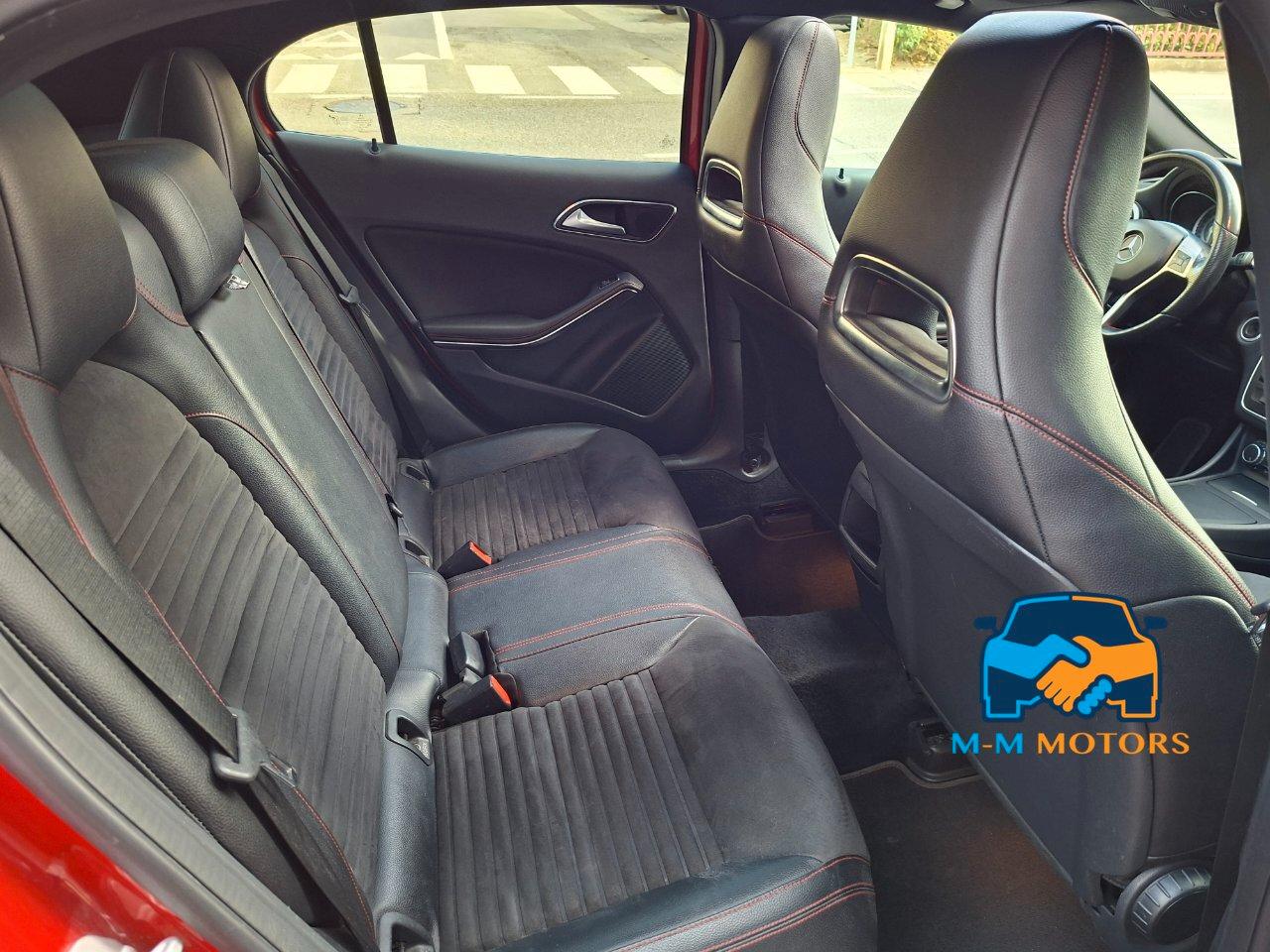Mercedes GLA 180 Premium 4matic auto UNICO PROPRIETARIO