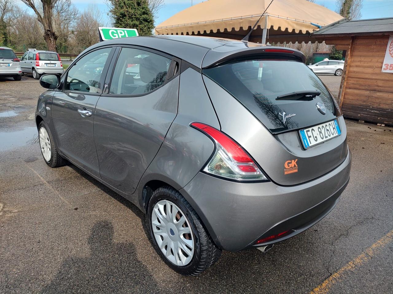 Lancia Ypsilon 1.2 69 CV 5 porte GPL Ecochic Silver, OK NEOPATENTATI, GARANZIA L.12 MESI