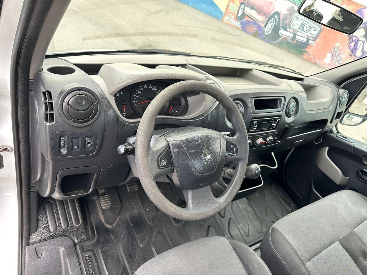 Renault master a telaio
