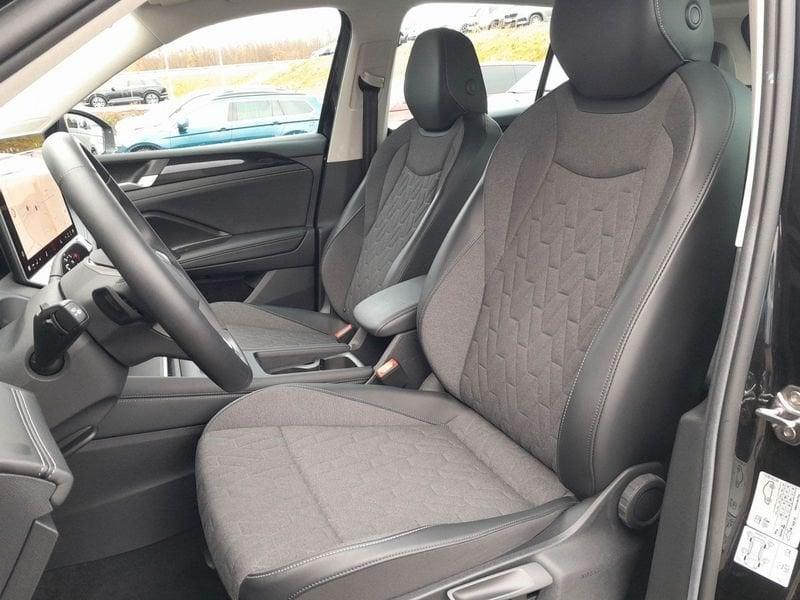 Volkswagen Tiguan 2.0 TDI 150 CV EVO SCR DSG Life Nuovo Modello Led 18" Cockpit
