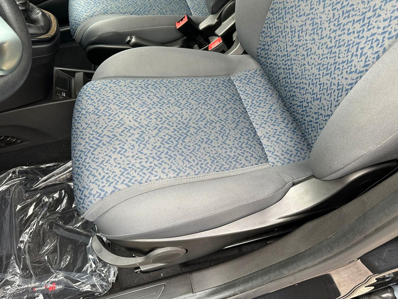 Lancia Ypsilon 1.0 FireFly 5 porte S&S Hybrid Gold