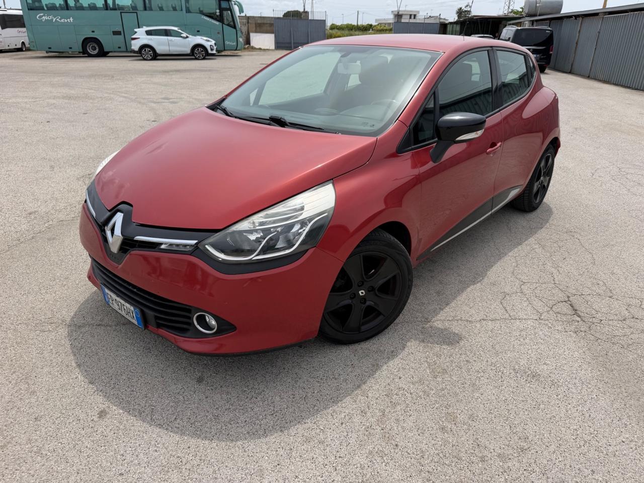 RENAULT CLIO 2013 DIESEL *FULL OPTIONAL