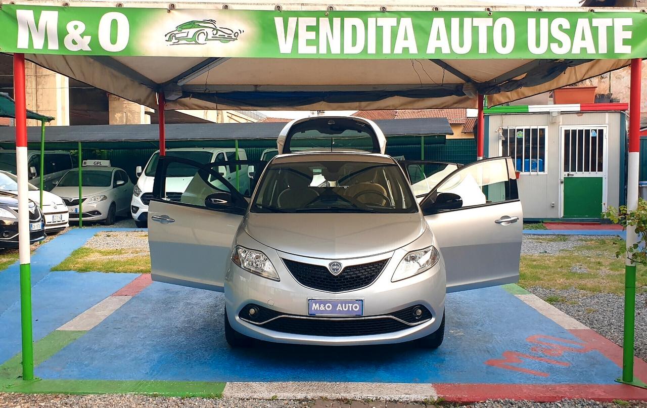LANCIA YPSILON 1.2 BENZINA G.P.L DI CASA 76MILA KM EURO 6