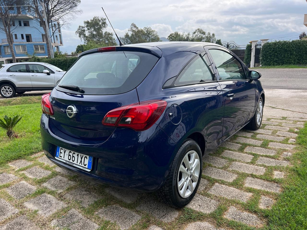 Opel Corsa 1.2 51KW 3PORTE-2015"NEOPATENTATI"