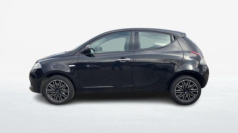 Lancia Ypsilon III 2015 5 Porte 1.2 Ecochic 69cv Gold my16