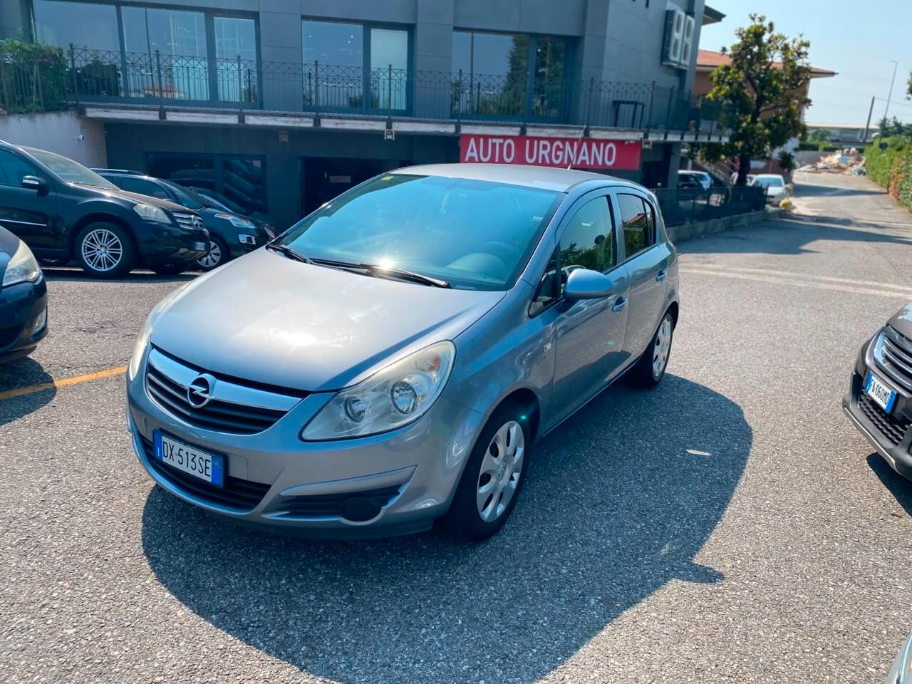 Opel Corsa 1.2 5 porte Easytronic Cosmo