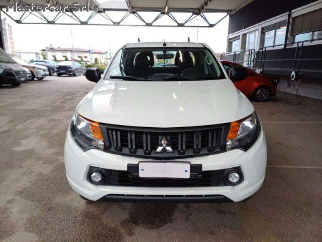 MITSUBISHI L200 PICKUP 2.4 DI-D CLUB CAB INVITE 4x4 - FL640XD