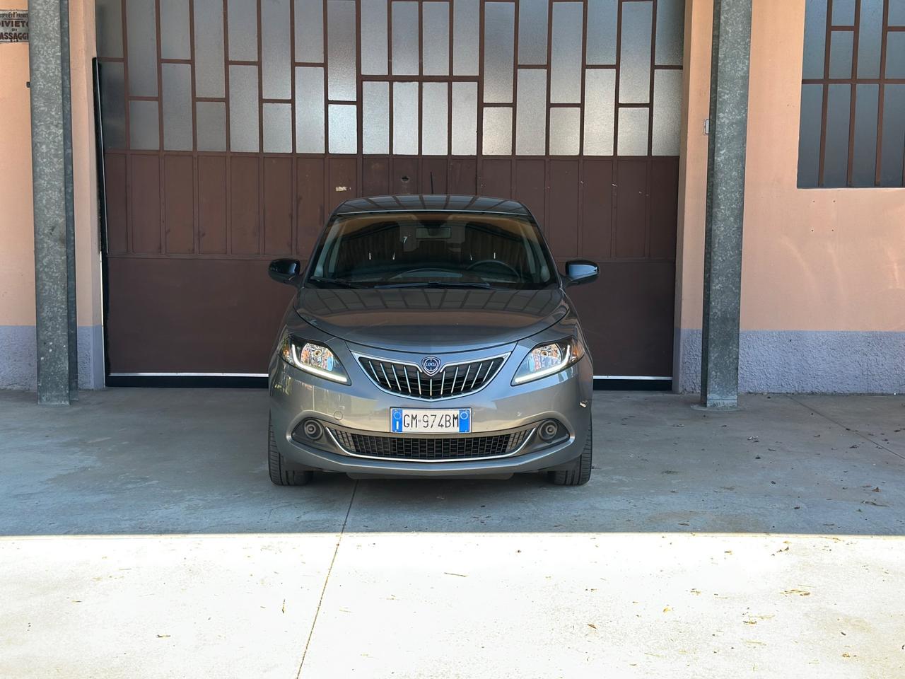 Lancia Ypsilon 1.0 FireFly S&S Hybrid 66’000km!