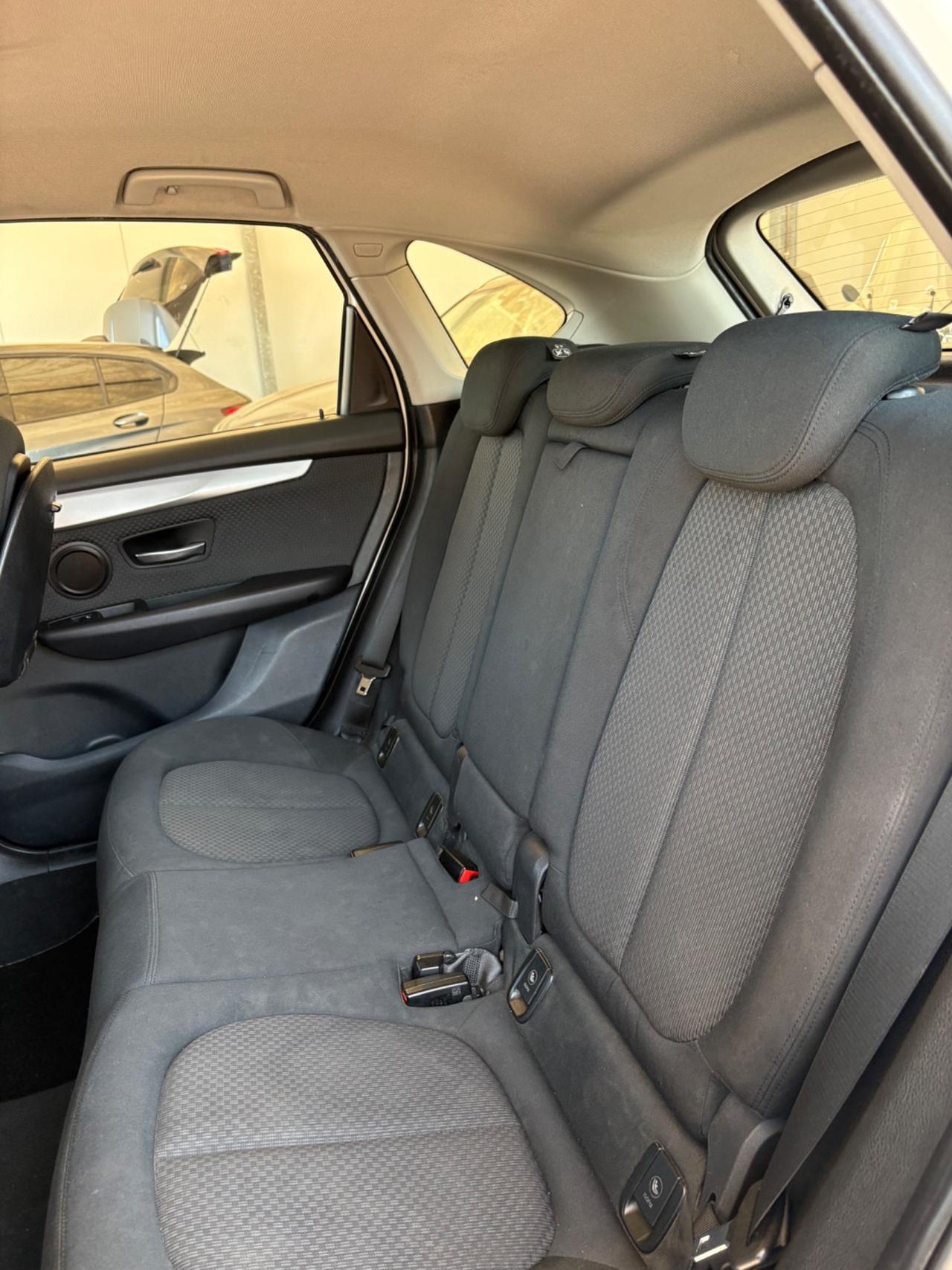 Bmw 2er Active Tourer 216d Sport