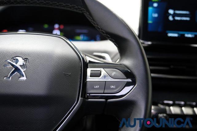 PEUGEOT 3008 Hybrid4 300 E-EAT8 ALLURE PACK FULL LED