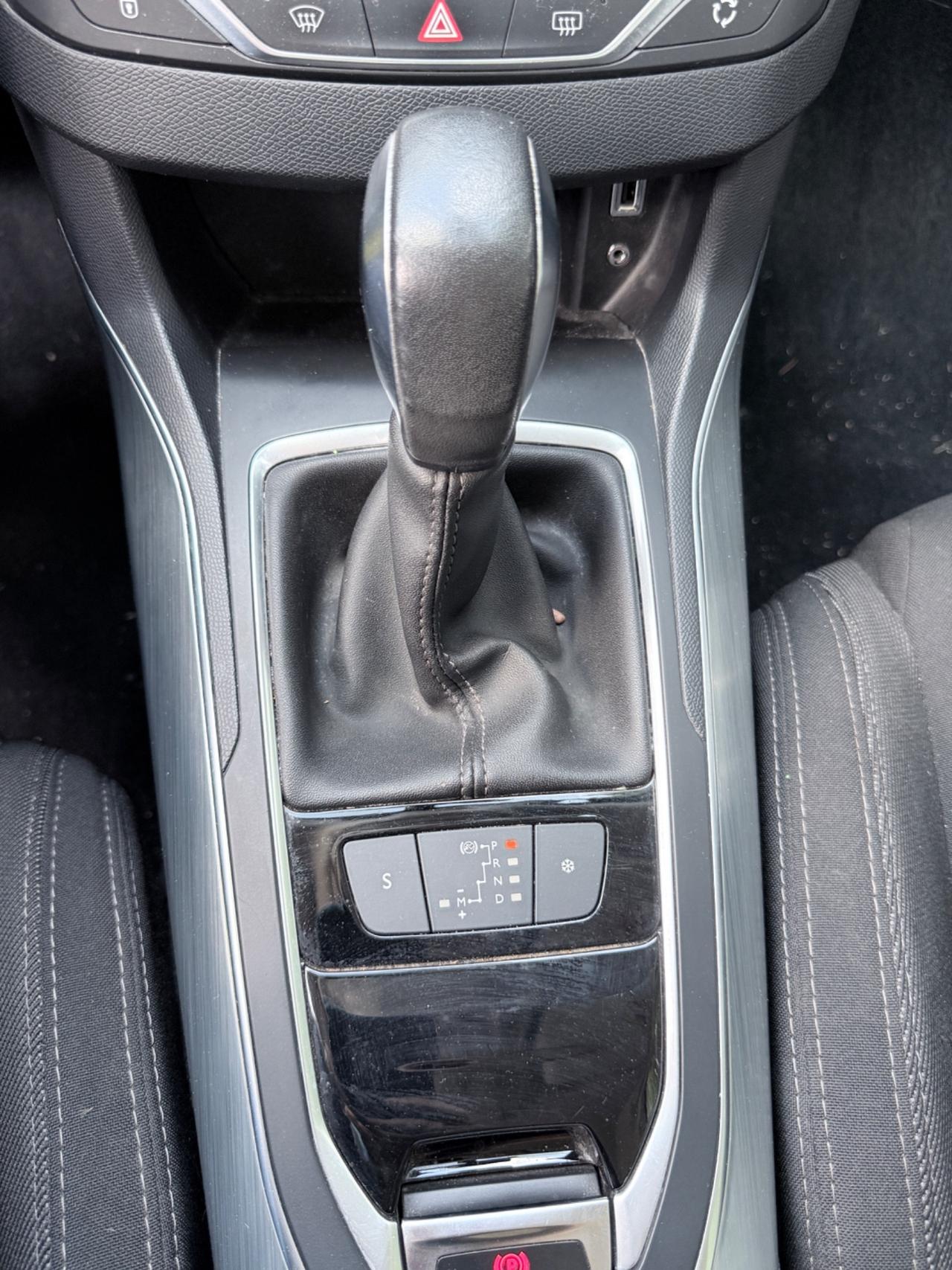 Peugeot 308 BlueHDi 150 S&S EAT6 SW Business