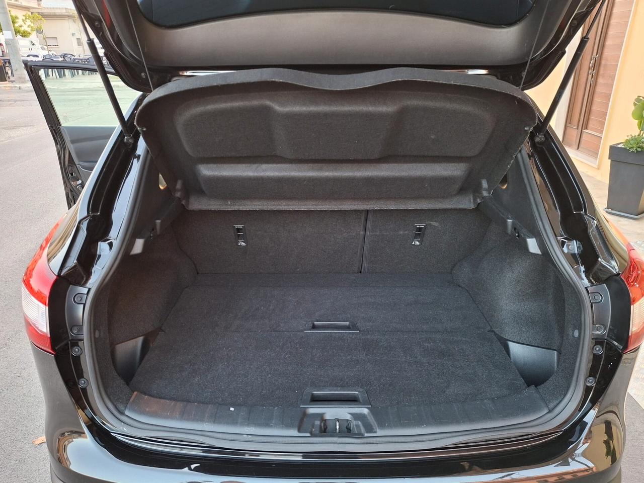 Nissan Qashqai 1.5 dCi Tekna
