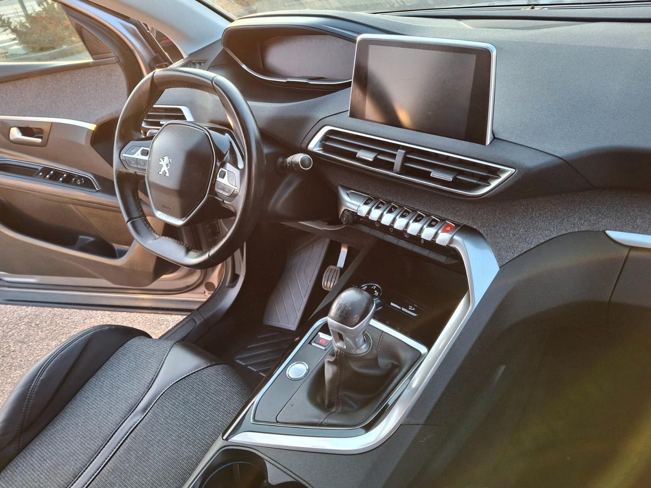 Peugeot 3008 BlueHDi 120 S&S Allure