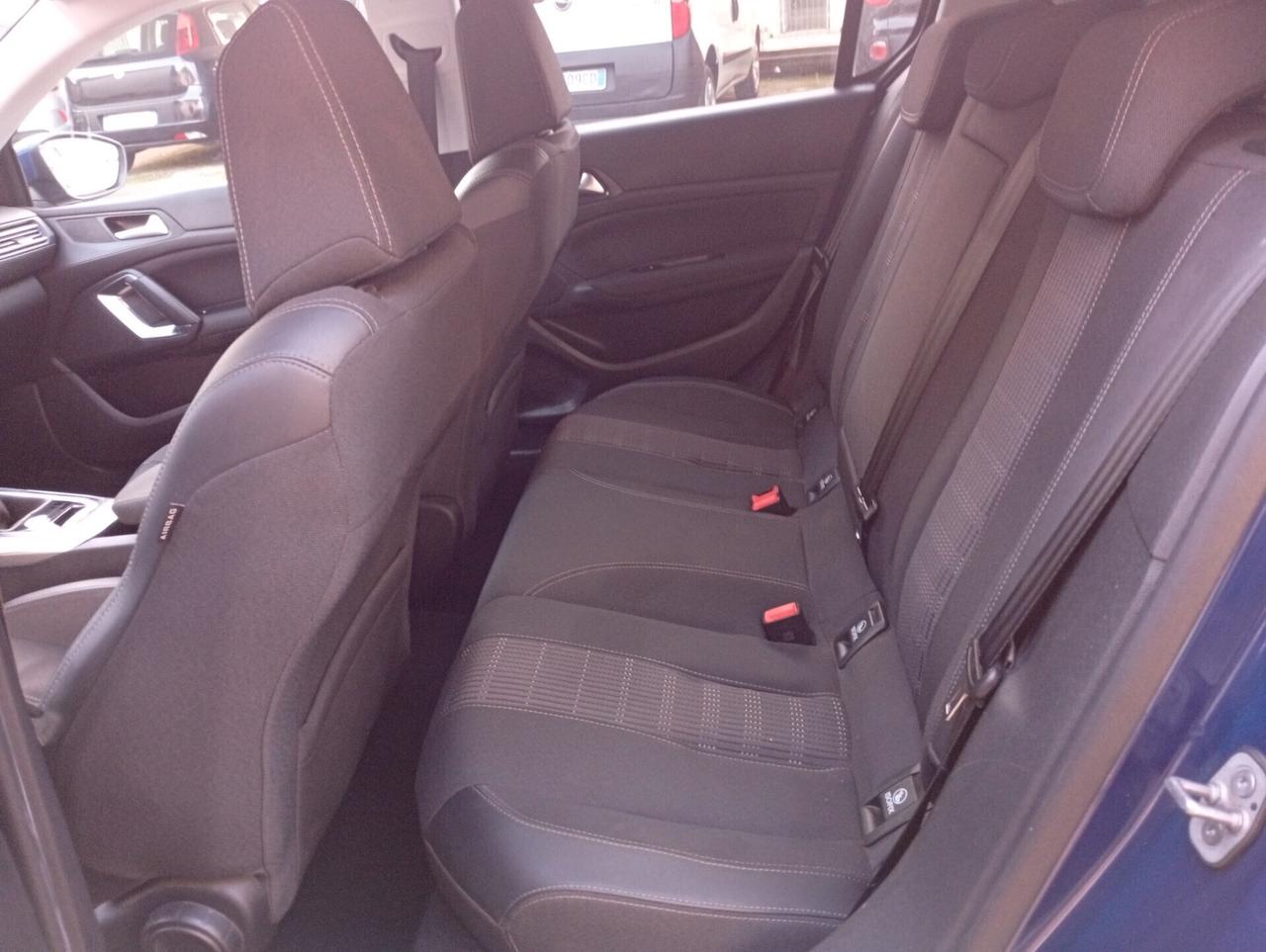 Peugeot 308 PureTech Turbo 130 S&S Allure