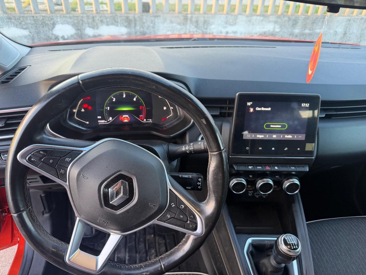 Renault Clio dCi 8V 90 CV EDC 5 porte Moschino Intens