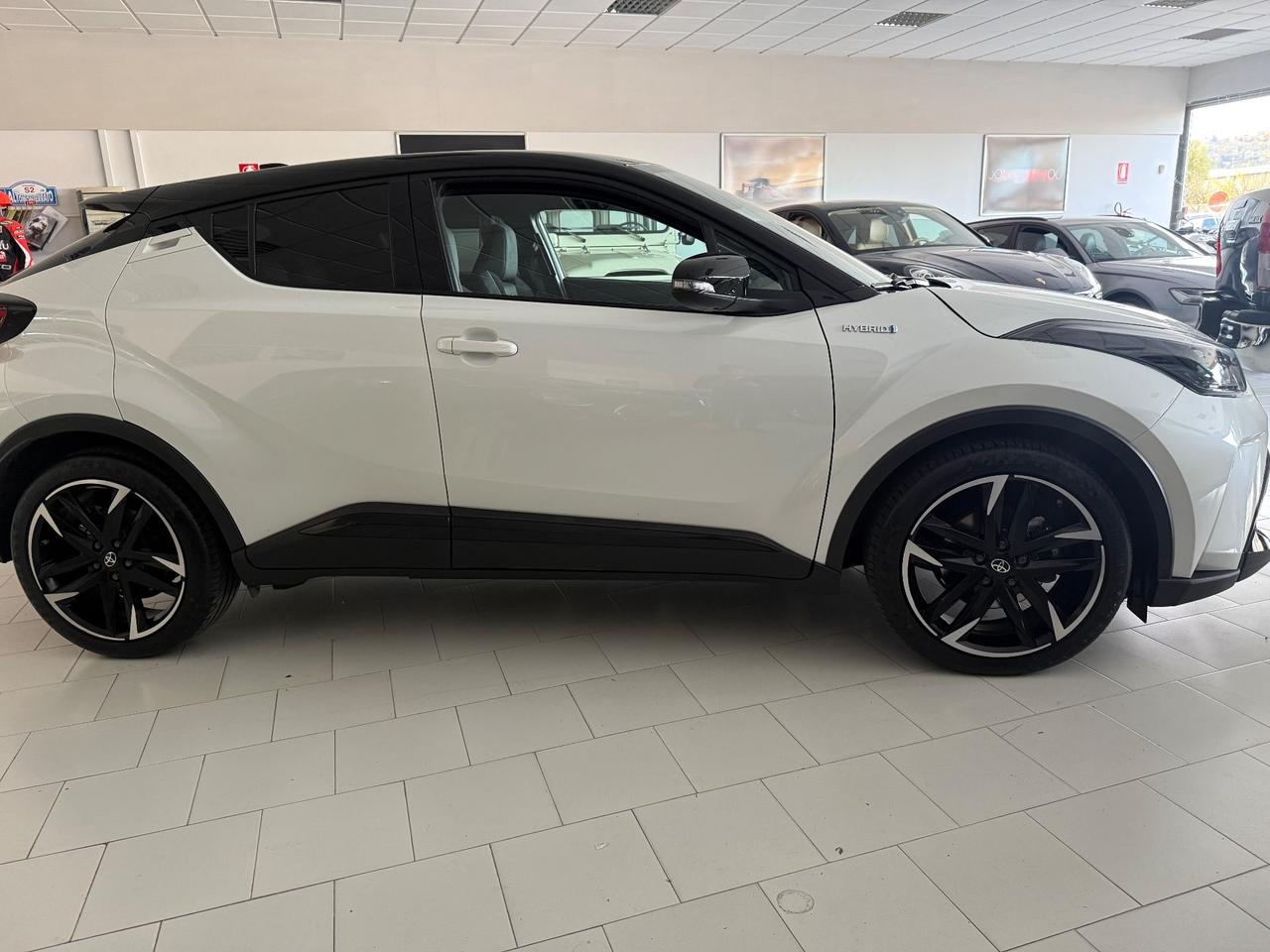 Toyota C-HR 2.0 Hybrid E-CVT GR Sport